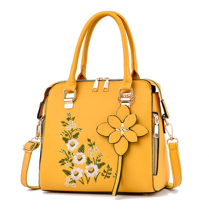 Fashion Flowers Embroidered Handbag