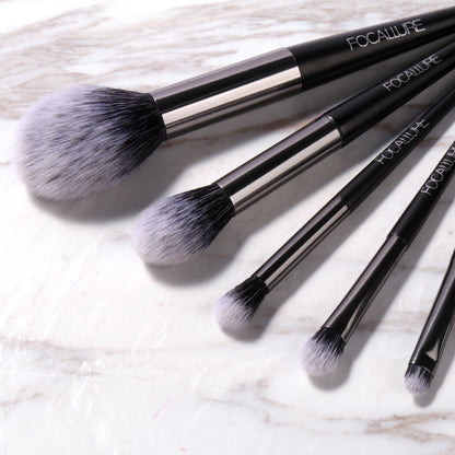 Set Of 6 Soft Makeup Brushes