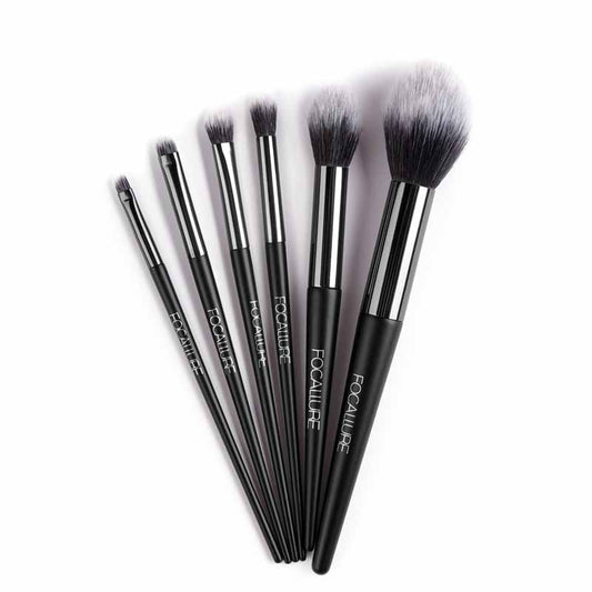 Set Of 6 Soft Makeup Brushes